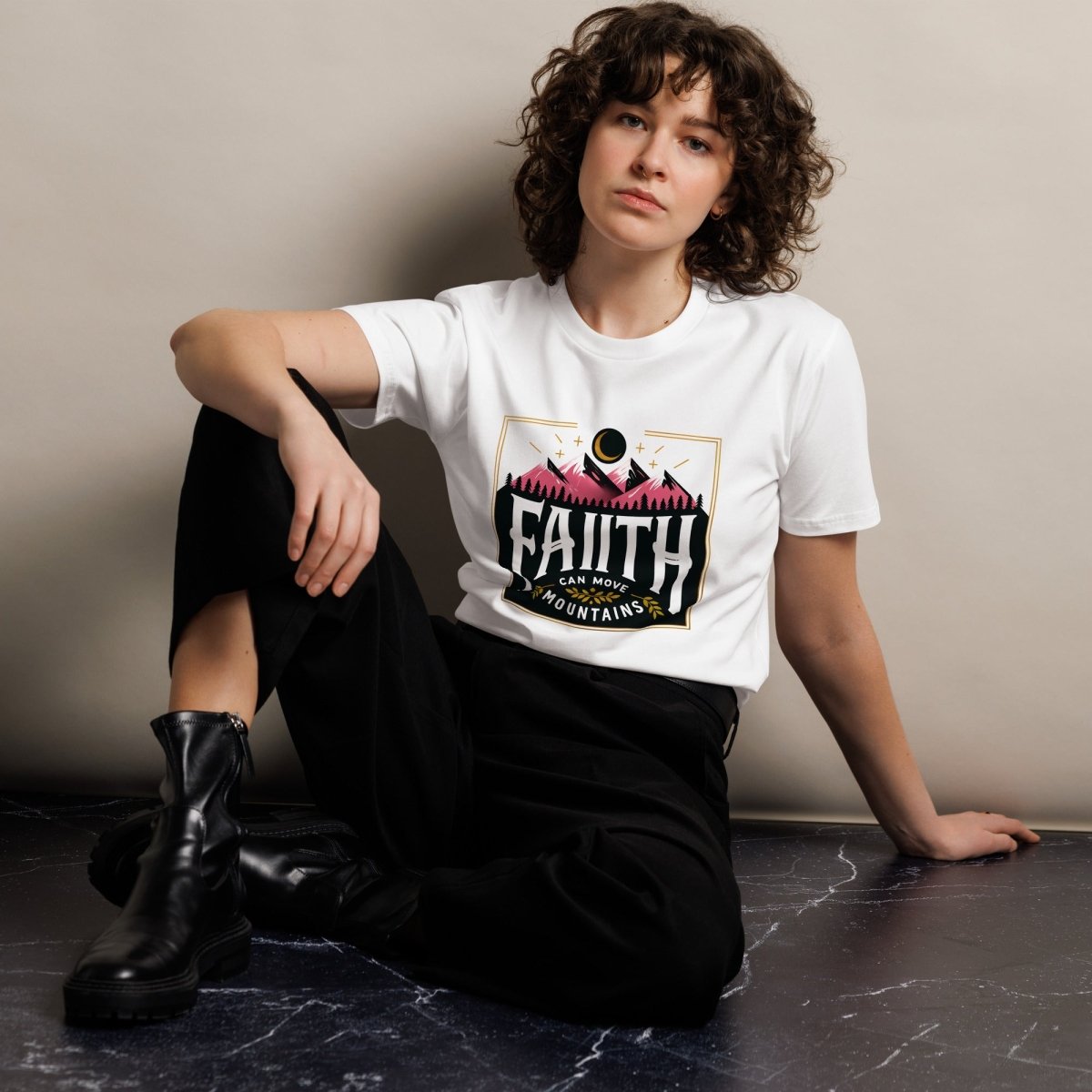 Faith Can Move Mountains premium t-shirt